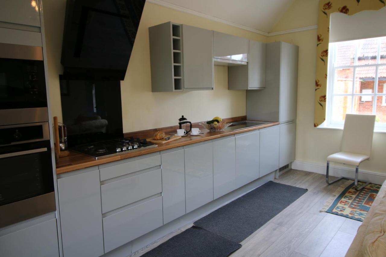 Prince Hill Cottages Worton  Экстерьер фото