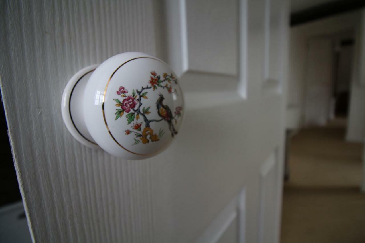 Prince Hill Cottages Worton  Экстерьер фото