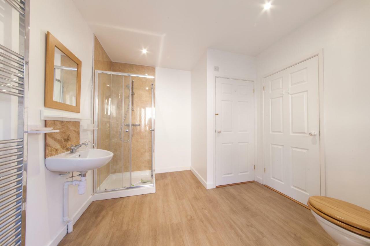 Prince Hill Cottages Worton  Экстерьер фото