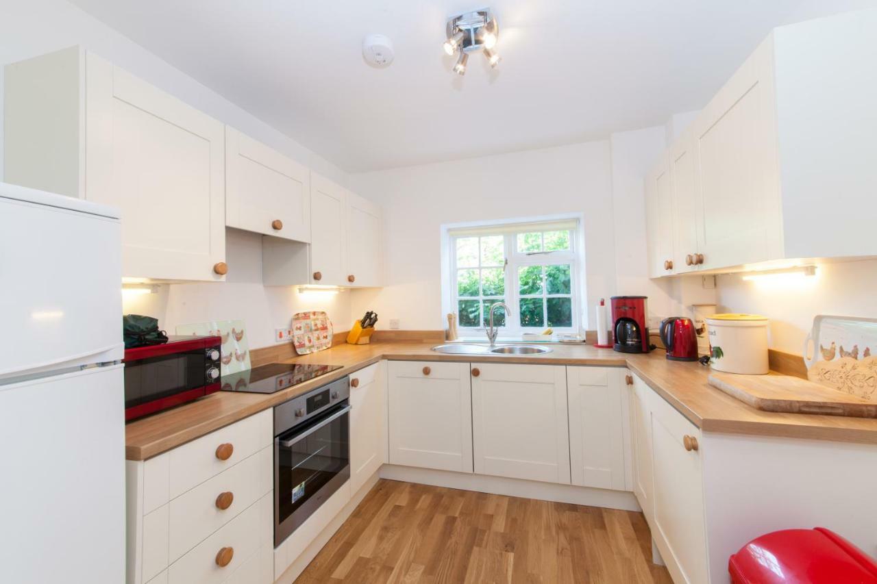 Prince Hill Cottages Worton  Экстерьер фото