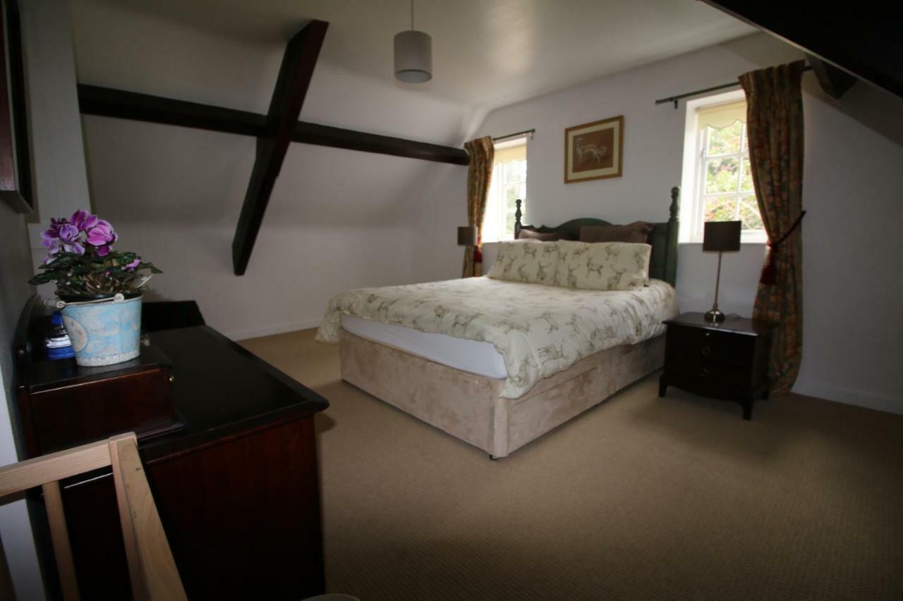 Prince Hill Cottages Worton  Экстерьер фото
